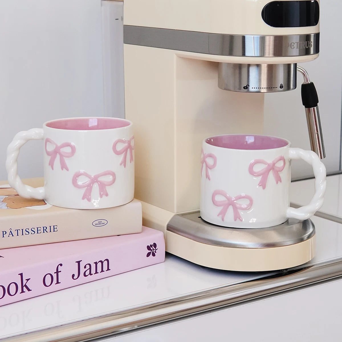 1Pc 13.4oz Pink Ceramic Mug with Bowknot, Ceramic Cup with Twisted Handle, Exquisite and Simple Pink Embossed Cup, Suitable for Latte Art in Coffee Shops, Home Decor Drinkware, Drinking Cup for Kitchen, Living Room, Bedroom, Gift for Giving