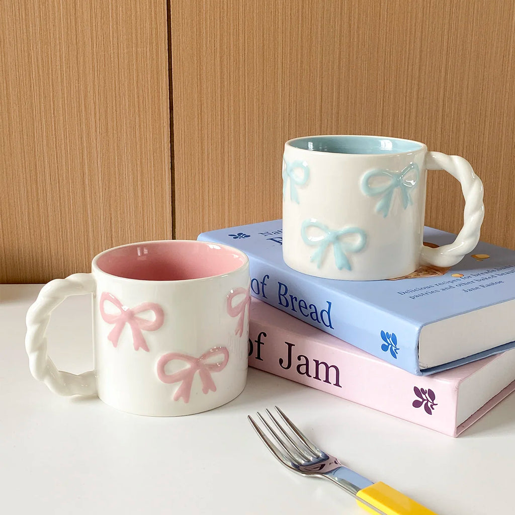 1Pc 13.4oz Pink Ceramic Mug with Bowknot, Ceramic Cup with Twisted Handle, Exquisite and Simple Pink Embossed Cup, Suitable for Latte Art in Coffee Shops, Home Decor Drinkware, Drinking Cup for Kitchen, Living Room, Bedroom, Gift for Giving